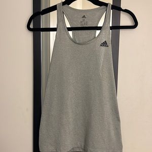 Women’s Adidas Gray Workout Tank size medium